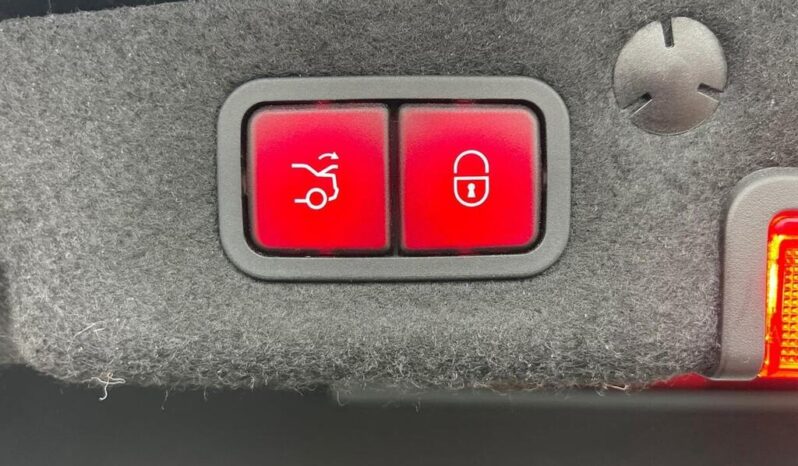 2016 Mercedes-Benz C Class C220d AMG Line (Premium) full