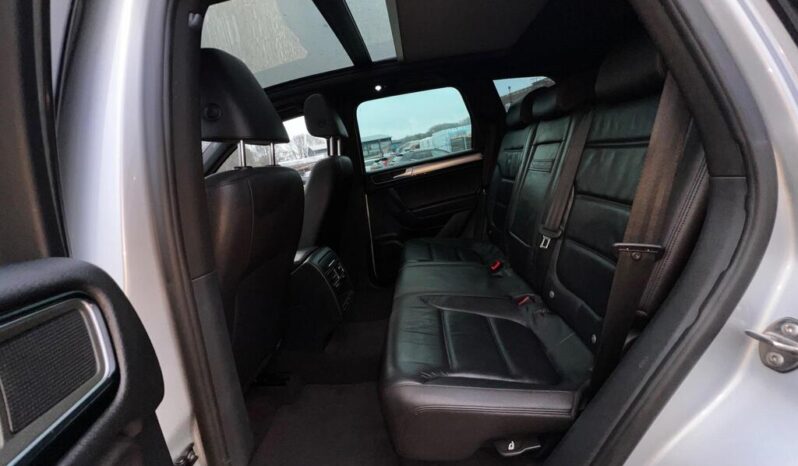 2015 Volkswagen Touareg 3.0 TDI V6 BlueMotion Tech R-Line Tiptronic 4WD full