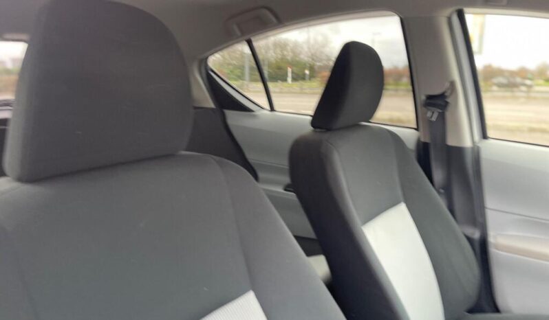 2012 Toyota Aqua 1.5 5dr full