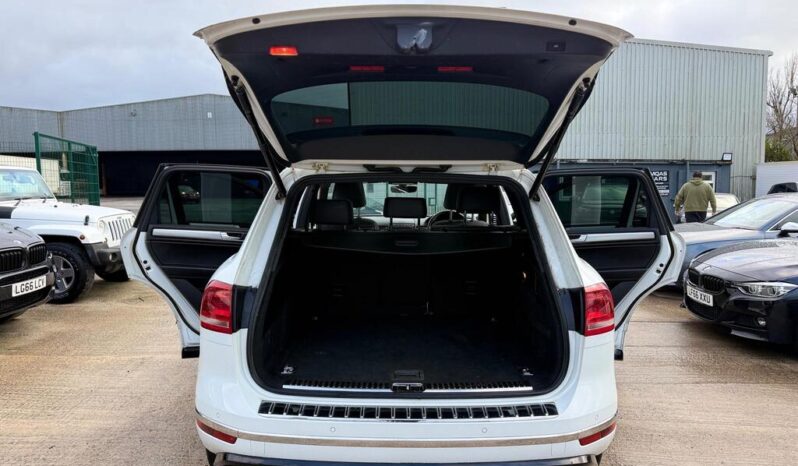 2016 Volkswagen Touareg 3.0 TDI V6 BlueMotion Tech R-Line Tiptronic 4WD full