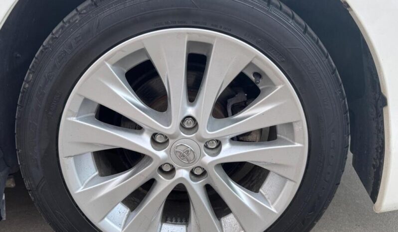 2009 Toyota Vellfire 2.4 5dr MPV full