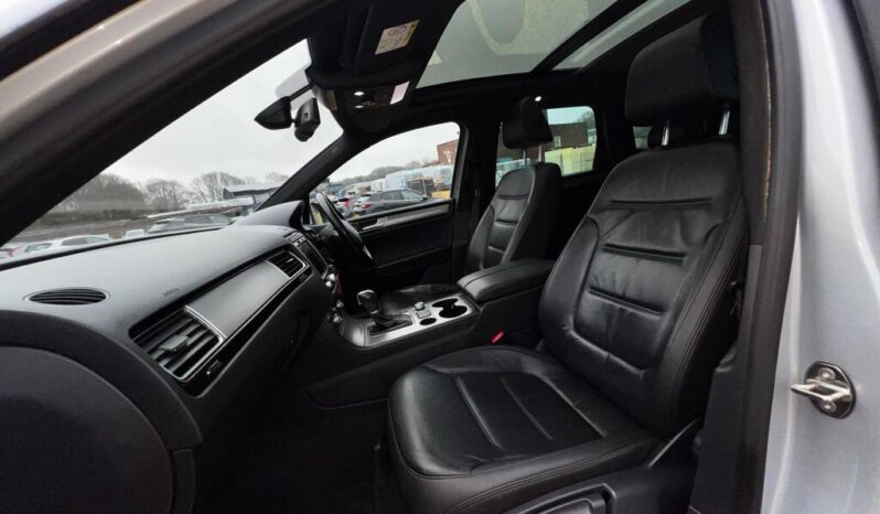 2015 Volkswagen Touareg 3.0 TDI V6 BlueMotion Tech R-Line Tiptronic 4WD full