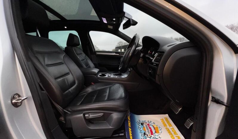 2015 Volkswagen Touareg 3.0 TDI V6 BlueMotion Tech R-Line Tiptronic 4WD full