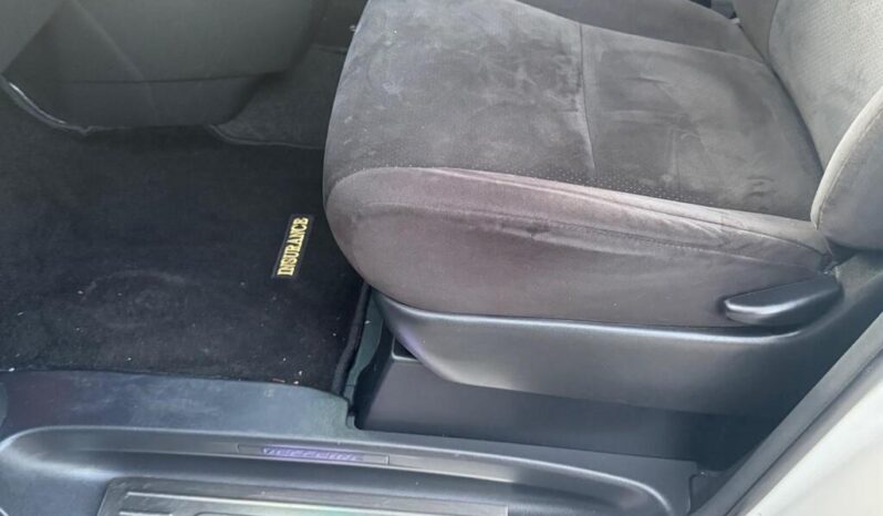 2009 Toyota Vellfire 2.4 5dr MPV full