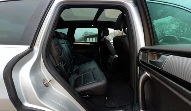 2015 Volkswagen Touareg 3.0 TDI V6 BlueMotion Tech R-Line Tiptronic 4WD full