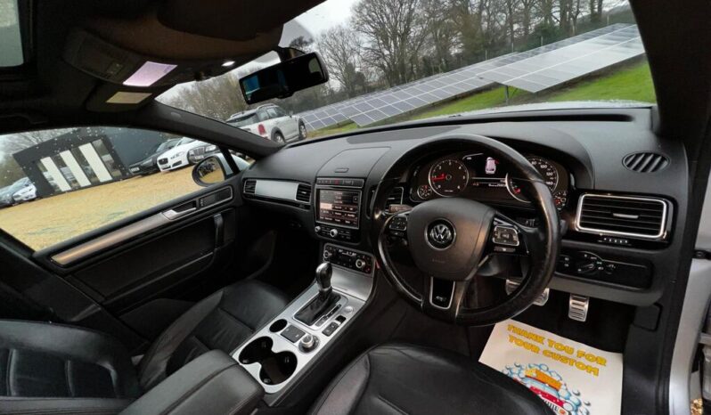 2015 Volkswagen Touareg 3.0 TDI V6 BlueMotion Tech R-Line Tiptronic 4WD full