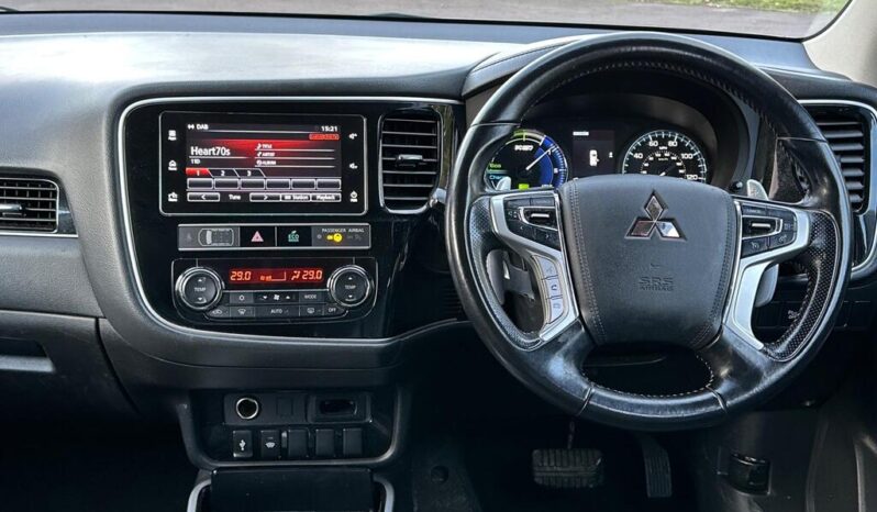 2018 Mitsubishi Outlander 2.4h Twin Motor 13.8kWh Juro CVT 4WD full