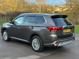 2018 Mitsubishi Outlander 2.4h Twin Motor 13.8kWh Juro CVT 4WD full