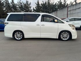 2009 Toyota Vellfire 2.4 5dr MPV