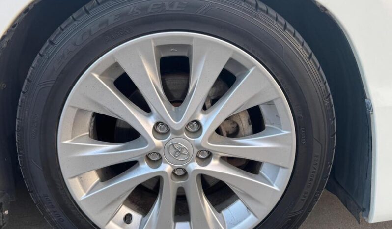 2009 Toyota Vellfire 2.4 5dr MPV full