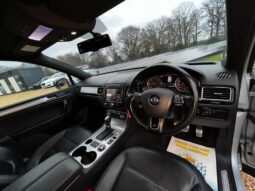 2015 Volkswagen Touareg 3.0 TDI V6 BlueMotion Tech R-Line Tiptronic 4WD full