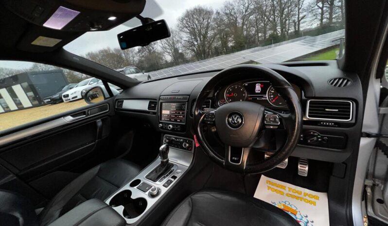 2015 Volkswagen Touareg 3.0 TDI V6 BlueMotion Tech R-Line Tiptronic 4WD full