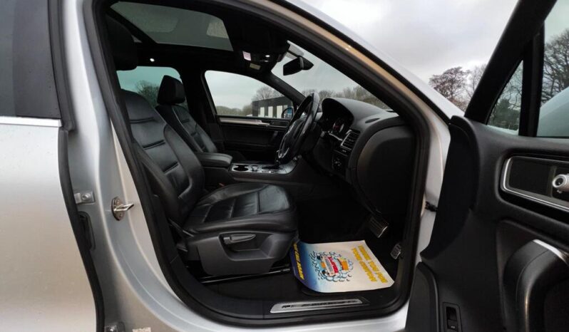 2015 Volkswagen Touareg 3.0 TDI V6 BlueMotion Tech R-Line Tiptronic 4WD full