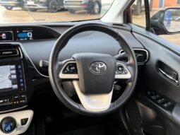 2019 TOYOTA PRIUS 1.8 VVT 8.8kWh Excel CVT full
