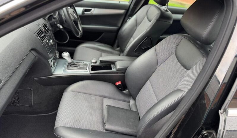 2009 Mercedes-Benz C Class 2.1 C220 CDI Sport Auto full