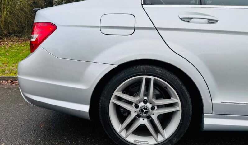 2013 Mercedes-Benz C Class 2.1 C220 CDI Blue Efficiency AMG Sport G-Tronic full