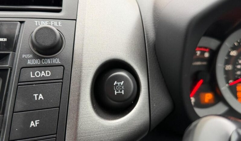 2011 TOYOTA RAV4 2.0 V-Matic XT-R Multidrive S 4WD 5dr full