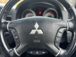 2010 Mitsubishi Shogun 3.2 DI-DC Diamond Auto 4WD Euro 5 5dr LWB full