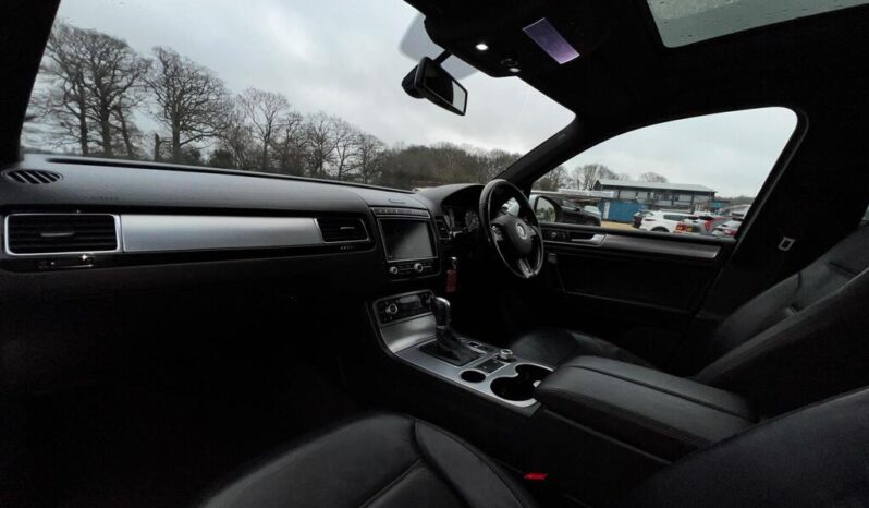 2015 Volkswagen Touareg 3.0 TDI V6 BlueMotion Tech R-Line Tiptronic 4WD full