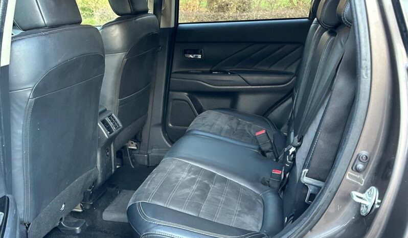 2018 Mitsubishi Outlander 2.4h Twin Motor 13.8kWh Juro CVT 4WD full