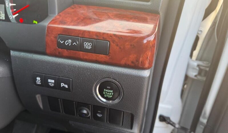 2009 Toyota Vellfire 2.4 5dr MPV full