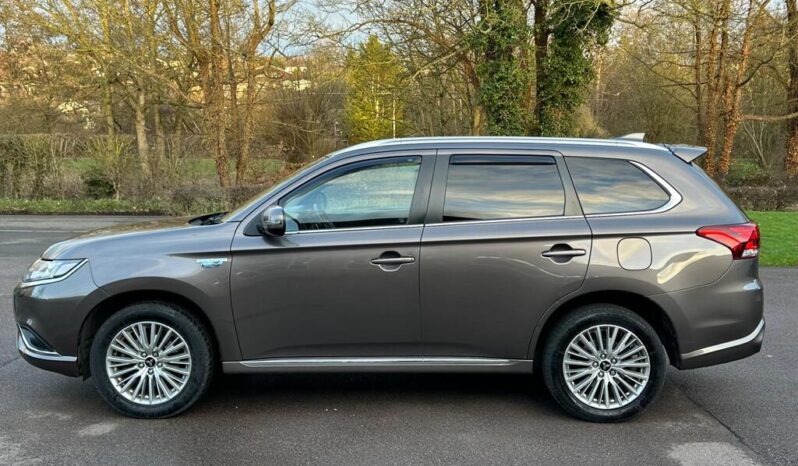 2018 Mitsubishi Outlander 2.4h Twin Motor 13.8kWh Juro CVT 4WD full