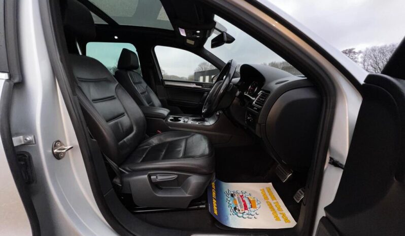 2015 Volkswagen Touareg 3.0 TDI V6 BlueMotion Tech R-Line Tiptronic 4WD full