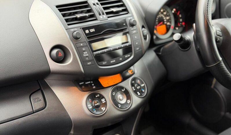 2011 TOYOTA RAV4 2.0 V-Matic XT-R Multidrive S 4WD 5dr full