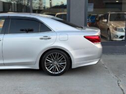 2014 Toyota Crown 2.5 Athlete S Petrol Hybrid Saloon 4dr full