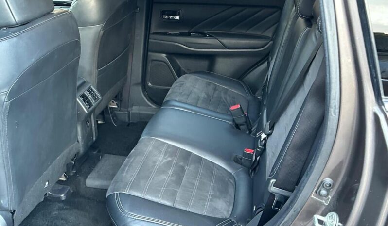 2018 Mitsubishi Outlander 2.4h Twin Motor 13.8kWh Juro CVT 4WD full