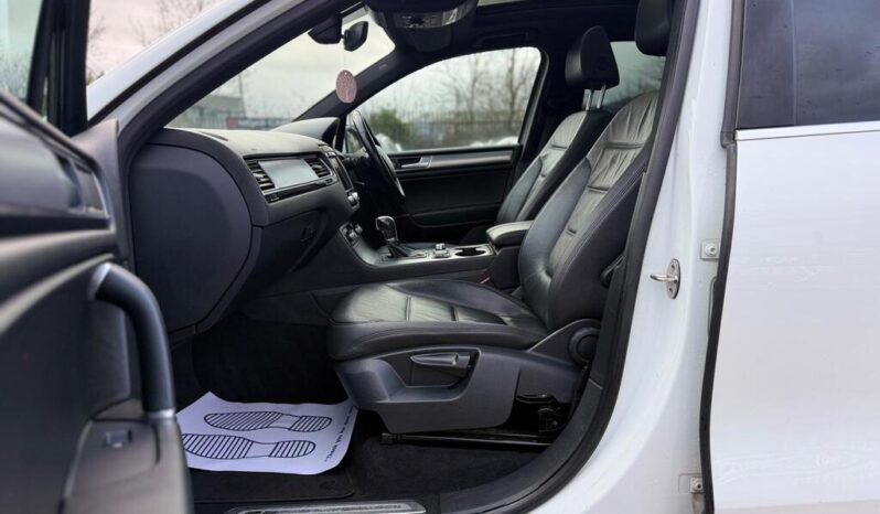 2016 Volkswagen Touareg 3.0 TDI V6 BlueMotion Tech R-Line Tiptronic 4WD full