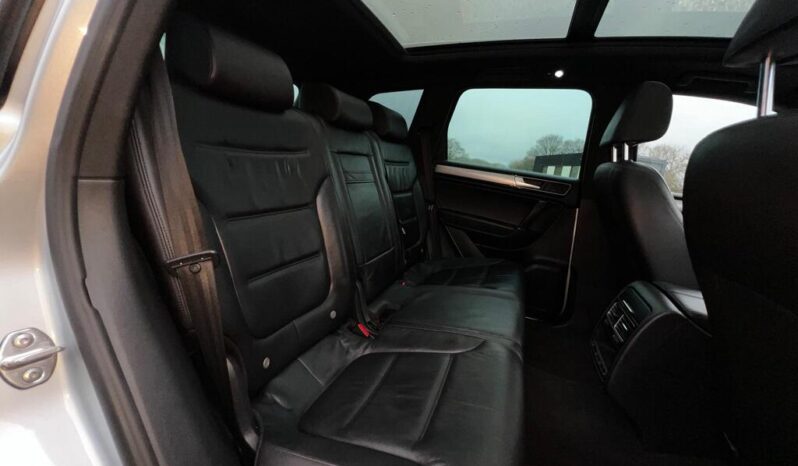 2015 Volkswagen Touareg 3.0 TDI V6 BlueMotion Tech R-Line Tiptronic 4WD full