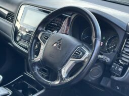 2018 Mitsubishi Outlander 2.4h Twin Motor 13.8kWh Juro CVT 4WD full