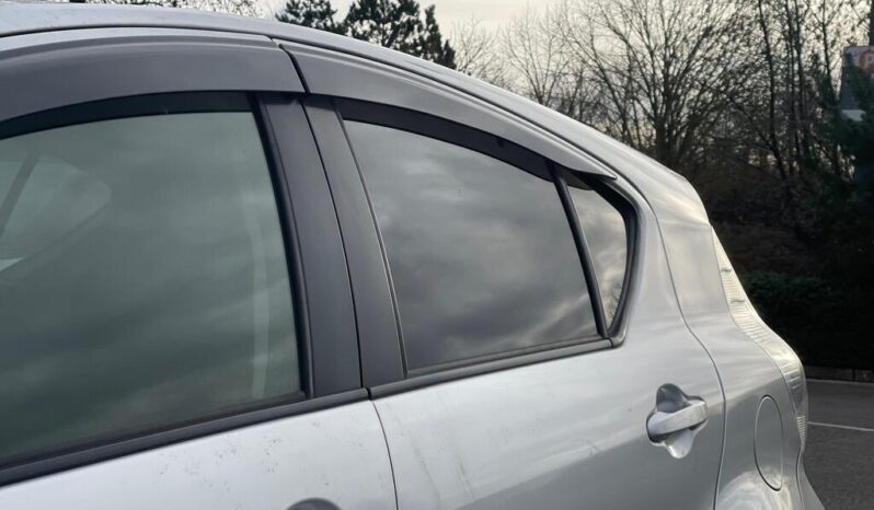 2012 Toyota Aqua 1.5 5dr full