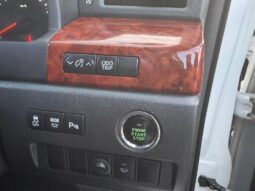 2009 Toyota Vellfire 2.4 5dr MPV full