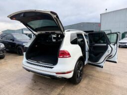 2016 Volkswagen Touareg 3.0 TDI V6 BlueMotion Tech R-Line Tiptronic 4WD full