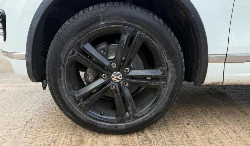 2016 Volkswagen Touareg 3.0 TDI V6 BlueMotion Tech R-Line Tiptronic 4WD full