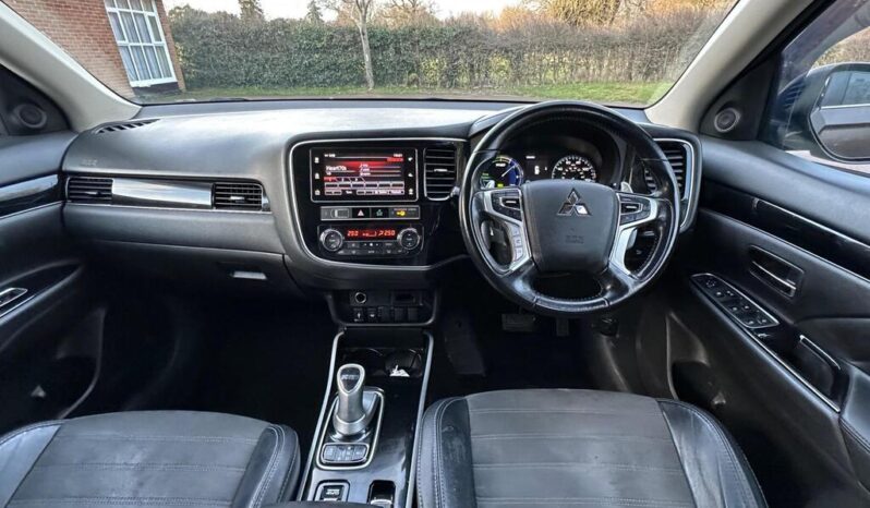 2018 Mitsubishi Outlander 2.4h Twin Motor 13.8kWh Juro CVT 4WD full