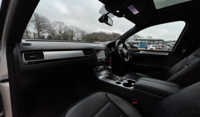 2015 Volkswagen Touareg 3.0 TDI V6 BlueMotion Tech R-Line Tiptronic 4WD full