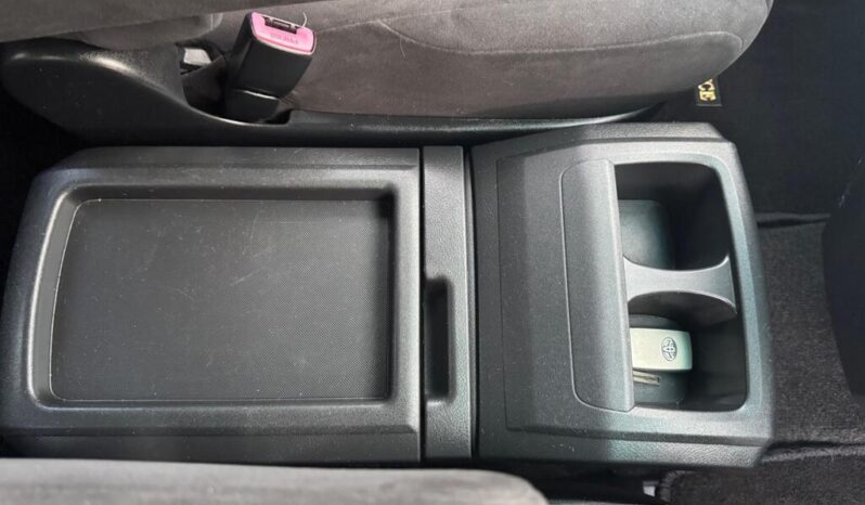 2009 Toyota Vellfire 2.4 5dr MPV full