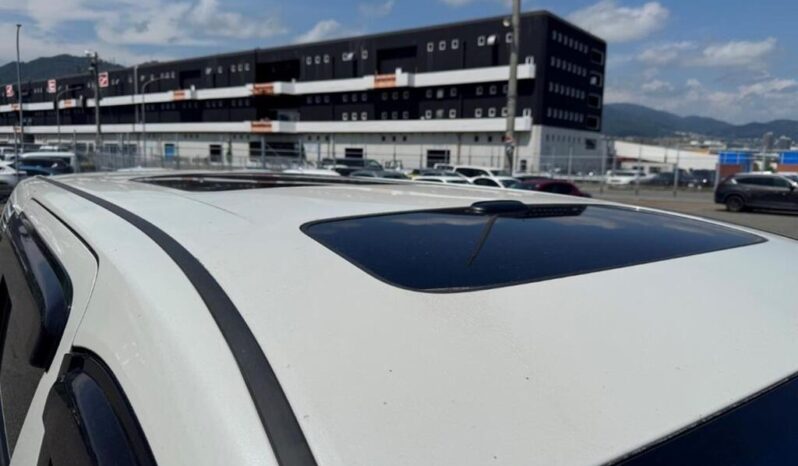 2014 Toyota Vellfire GOLDEN EYES 2 EDITION 50,000 BIMTA CERT 2.4 5dr full