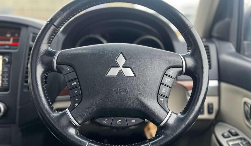 2014 Mitsubishi Shogun 3.2 DI-DC SG3 Auto 4WD Euro 5 5dr LWB full