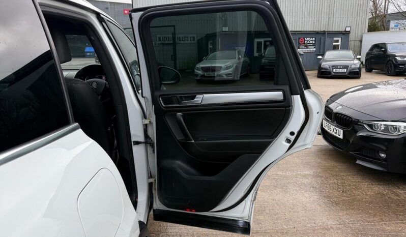 2016 Volkswagen Touareg 3.0 TDI V6 BlueMotion Tech R-Line Tiptronic 4WD full