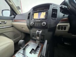 2014 Mitsubishi Shogun 3.2 DI-DC SG3 Auto 4WD Euro 5 5dr LWB full