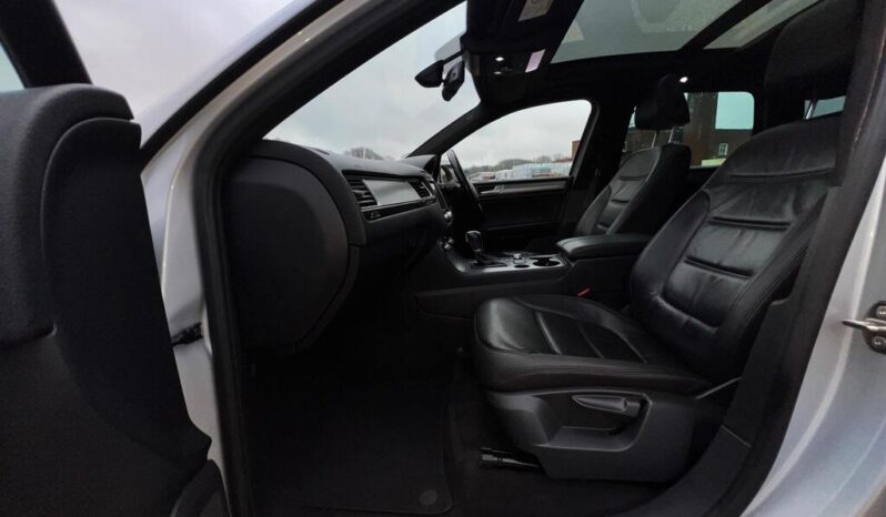 2015 Volkswagen Touareg 3.0 TDI V6 BlueMotion Tech R-Line Tiptronic 4WD full