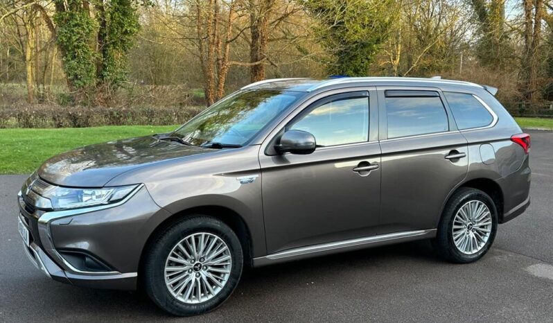 2018 Mitsubishi Outlander 2.4h Twin Motor 13.8kWh Juro CVT 4WD full