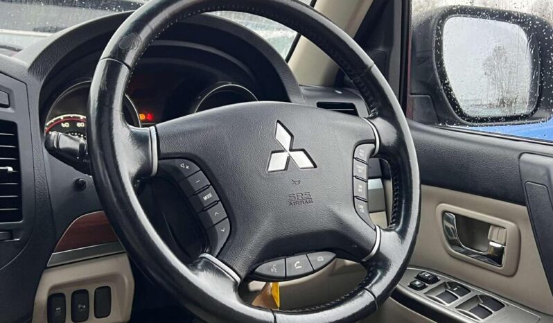 2014 Mitsubishi Shogun 3.2 DI-DC SG3 Auto 4WD Euro 5 5dr LWB full