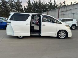 2009 Toyota Vellfire 2.4 5dr MPV full