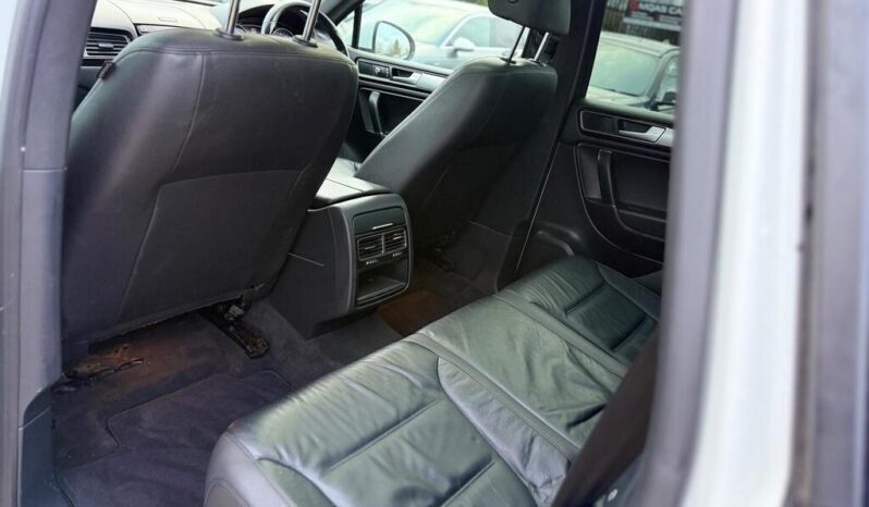 2016 Volkswagen Touareg 3.0 TDI V6 BlueMotion Tech R-Line Tiptronic 4WD full