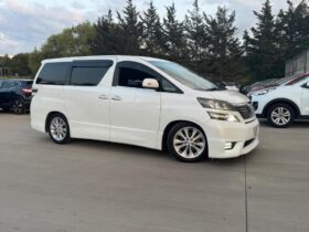 2009 Toyota Vellfire 2.4 5dr MPV